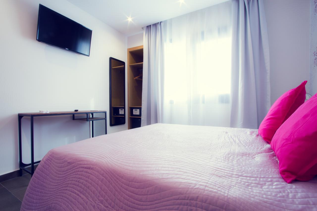 Pixel Hotel ตอร์เรโมลิโนส ภายนอก รูปภาพ