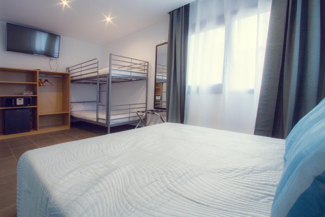 Pixel Hotel ตอร์เรโมลิโนส ภายนอก รูปภาพ