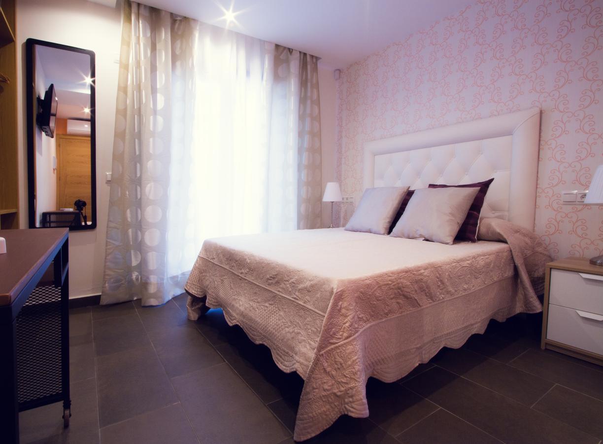 Pixel Hotel ตอร์เรโมลิโนส ภายนอก รูปภาพ