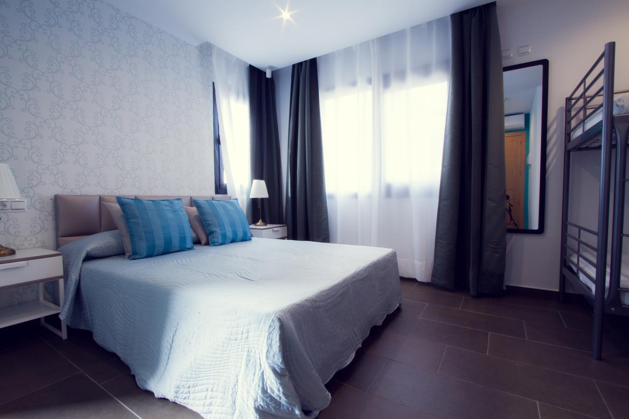 Pixel Hotel ตอร์เรโมลิโนส ภายนอก รูปภาพ