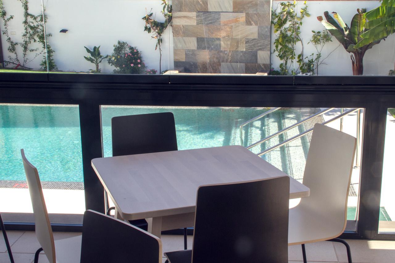 Pixel Hotel ตอร์เรโมลิโนส ภายนอก รูปภาพ