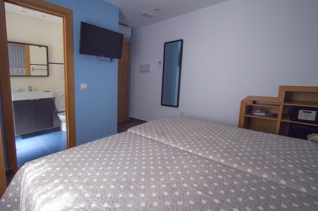 Pixel Hotel ตอร์เรโมลิโนส ภายนอก รูปภาพ