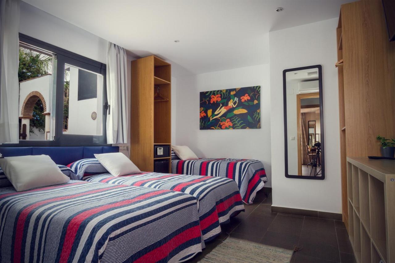 Pixel Hotel ตอร์เรโมลิโนส ภายนอก รูปภาพ