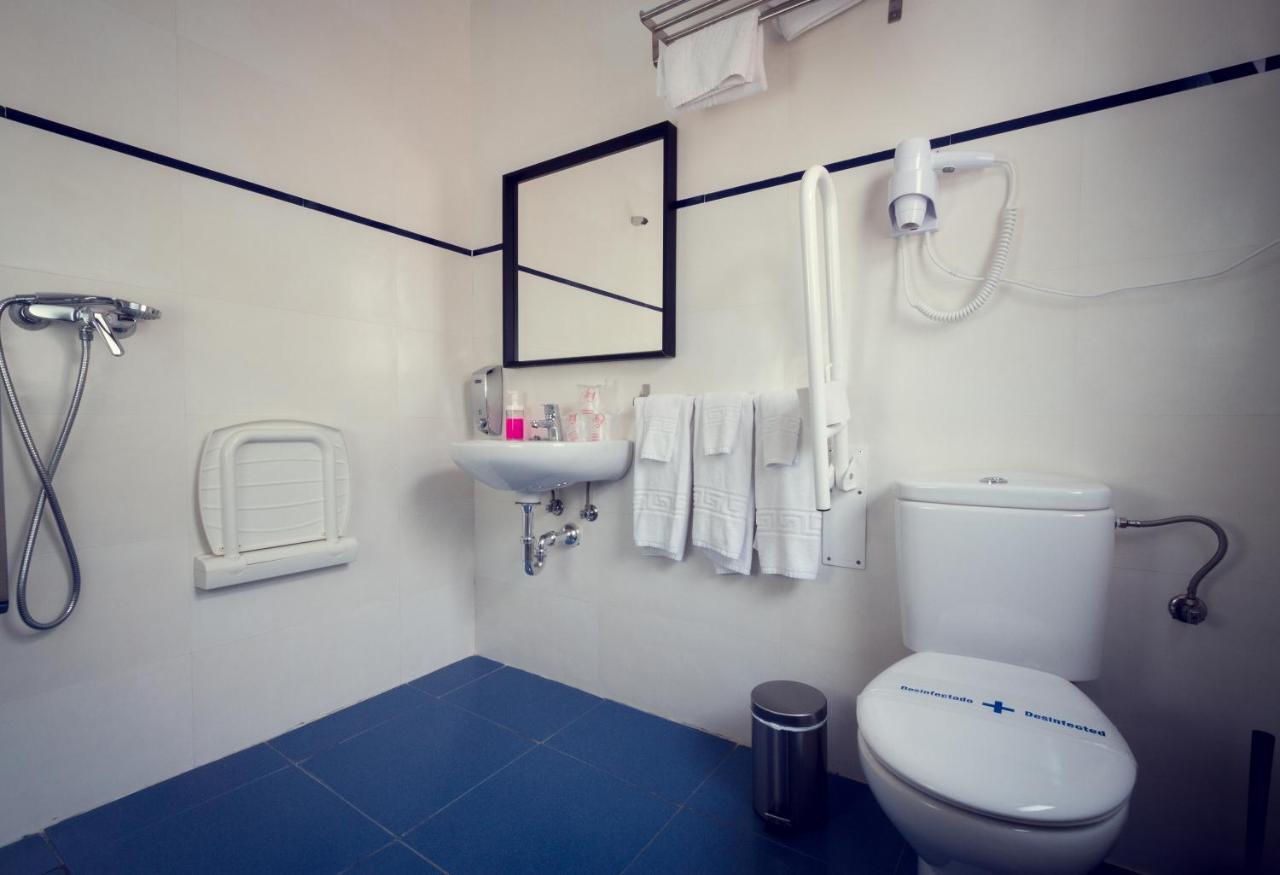 Pixel Hotel ตอร์เรโมลิโนส ภายนอก รูปภาพ